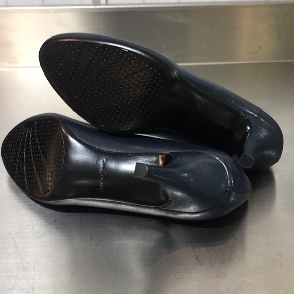 New No Box Easy Street High Heels With Memory Foam - Picture 6 of 6